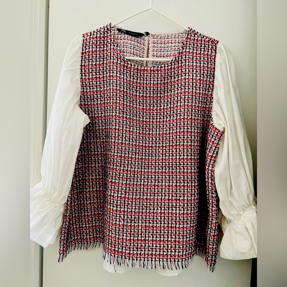 Zara puffy sleeved 2 layer top. - Picture 1 of 4